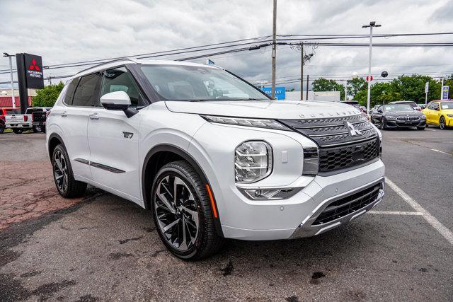 new 2025 Mitsubishi Outlander PHEV car, priced at $49,980