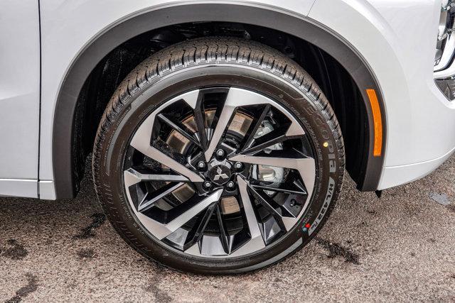 new 2025 Mitsubishi Outlander PHEV car, priced at $49,980