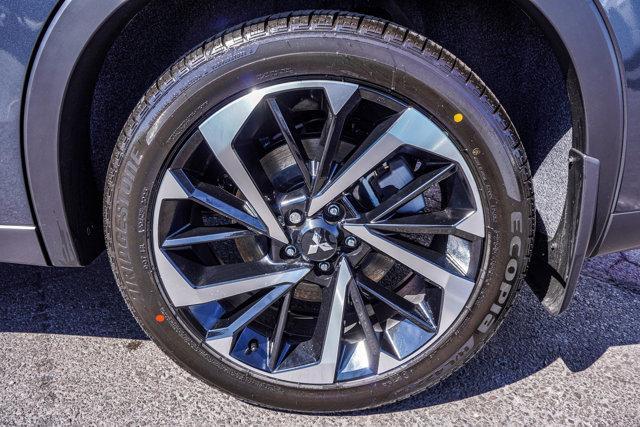 new 2025 Mitsubishi Outlander PHEV car, priced at $47,705