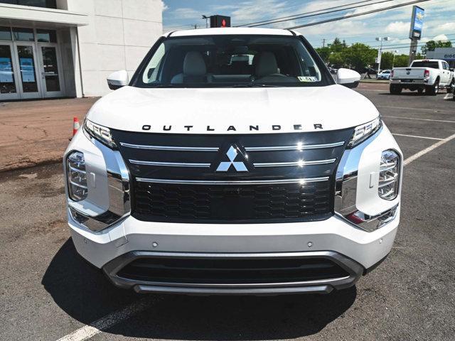 new 2025 Mitsubishi Outlander car, priced at $41,810