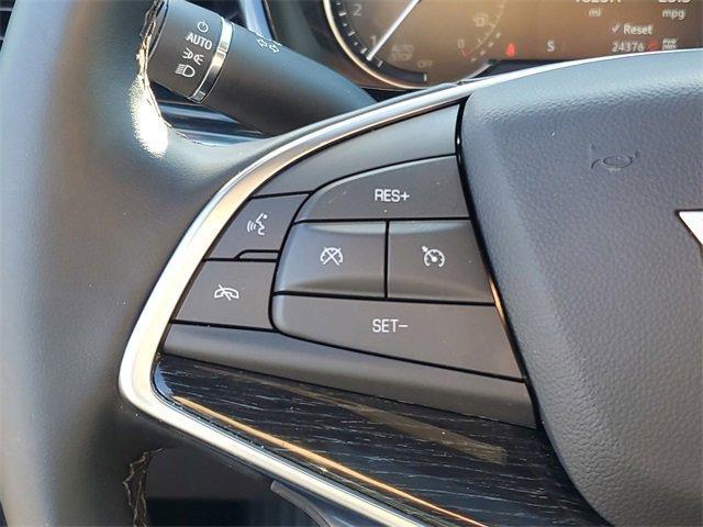 used 2025 Cadillac XT5 car, priced at $39,990