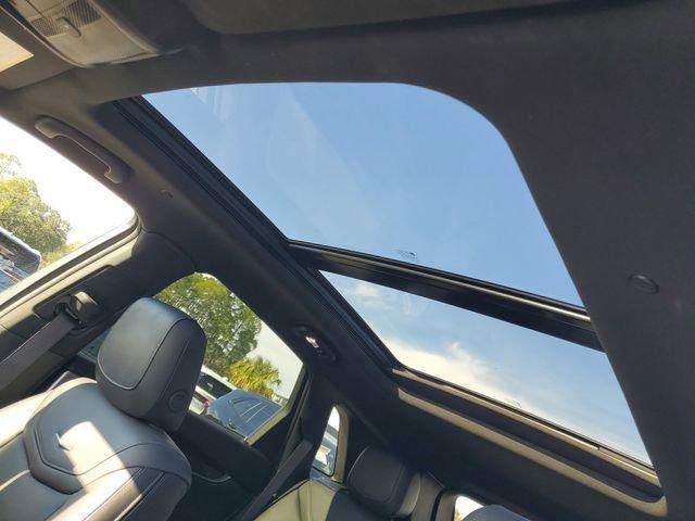 used 2025 Cadillac XT5 car, priced at $37,546