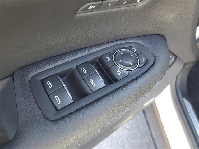 used 2025 Cadillac XT5 car, priced at $39,875