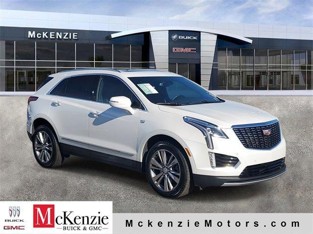 used 2025 Cadillac XT5 car, priced at $39,875