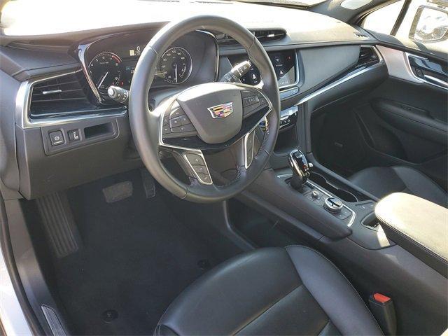 used 2025 Cadillac XT5 car, priced at $39,875