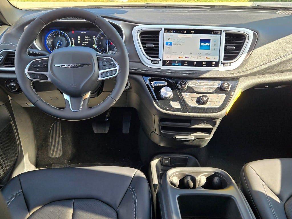 new 2026 Chrysler Pacifica car, priced at $38,817
