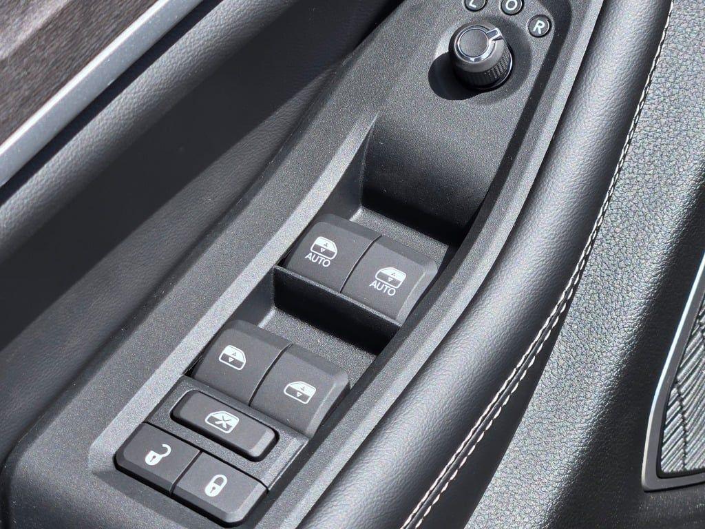 new 2025 Jeep Grand Cherokee car, priced at $45,724