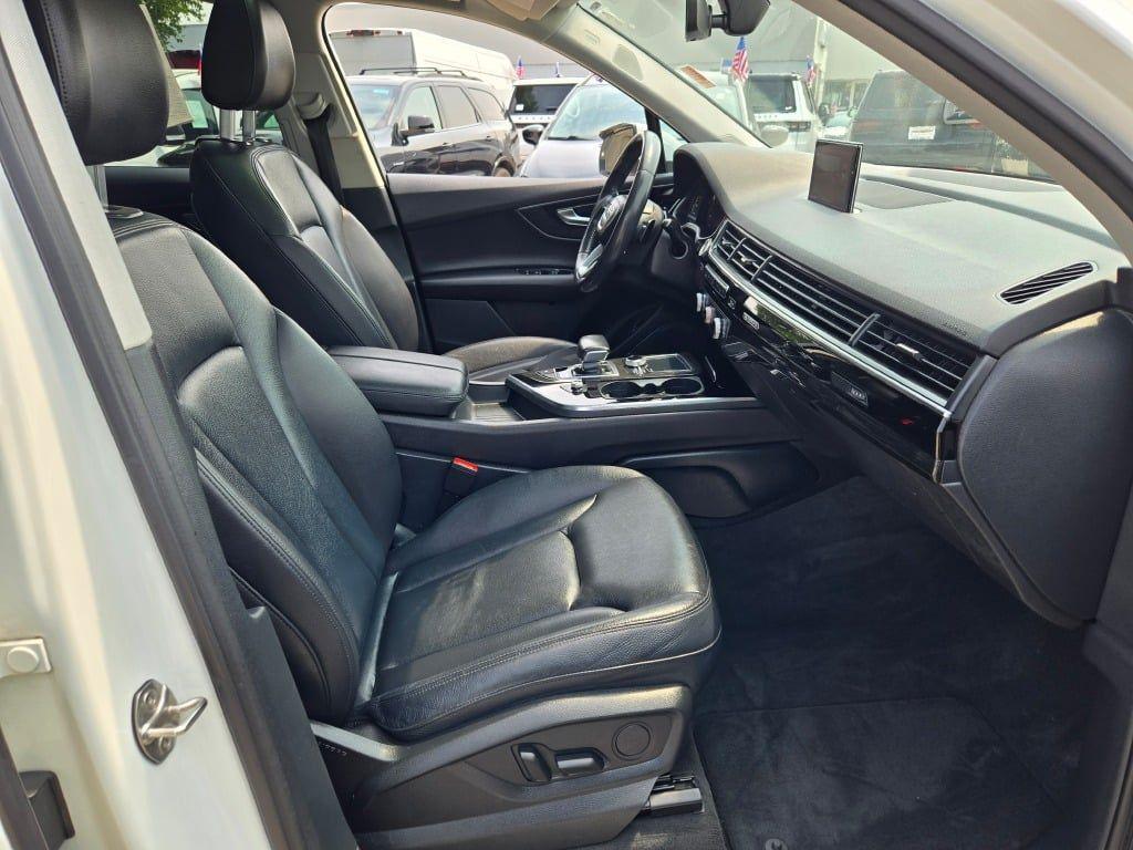 used 2019 Audi Q7 car, priced at $20,204