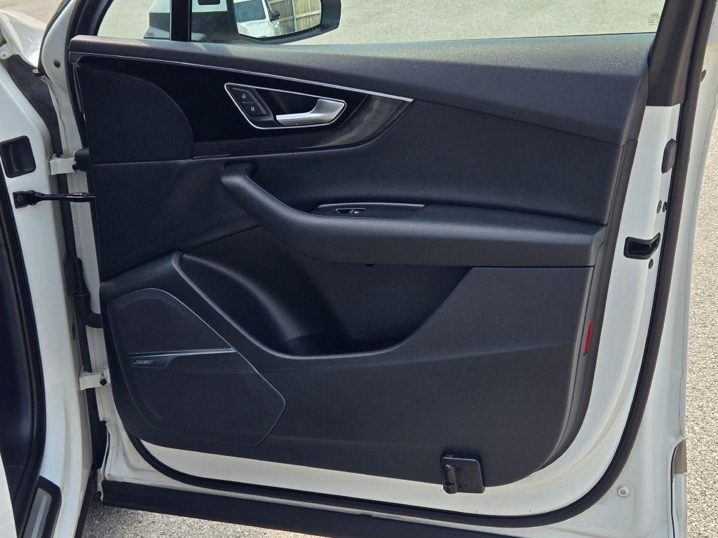 used 2019 Audi Q7 car, priced at $19,998