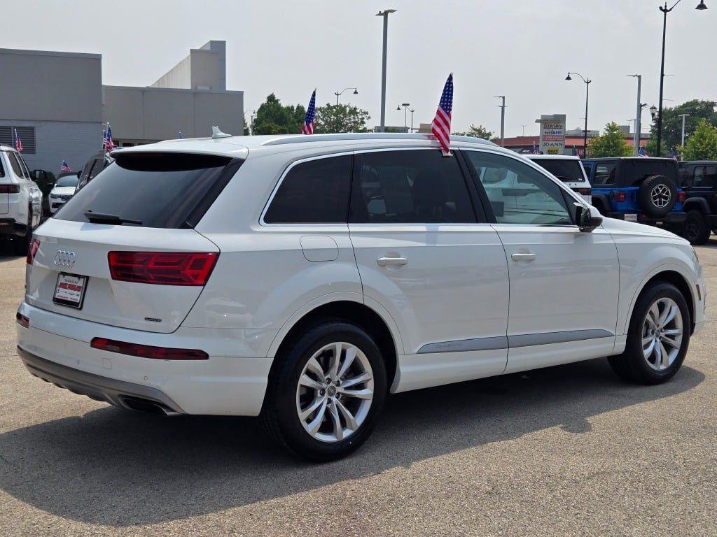 used 2019 Audi Q7 car, priced at $20,204