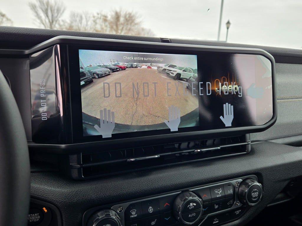 new 2026 Jeep Wrangler car, priced at $46,268