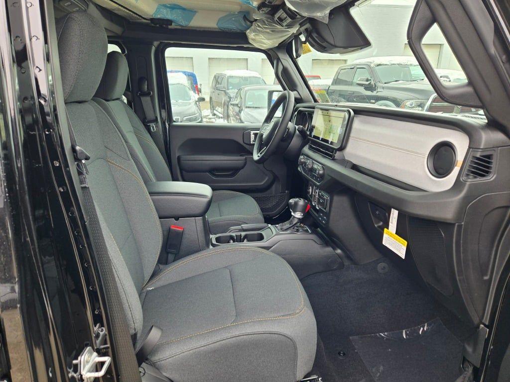 new 2026 Jeep Wrangler car, priced at $46,268