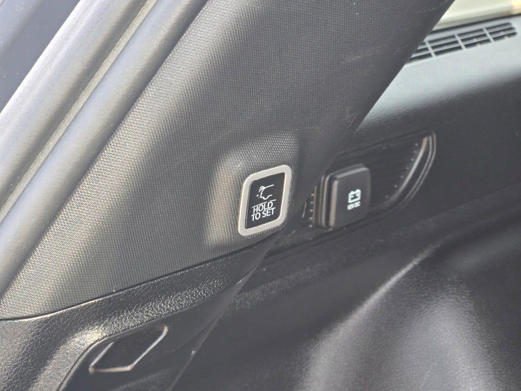 used 2023 Jeep Grand Cherokee car, priced at $31,050