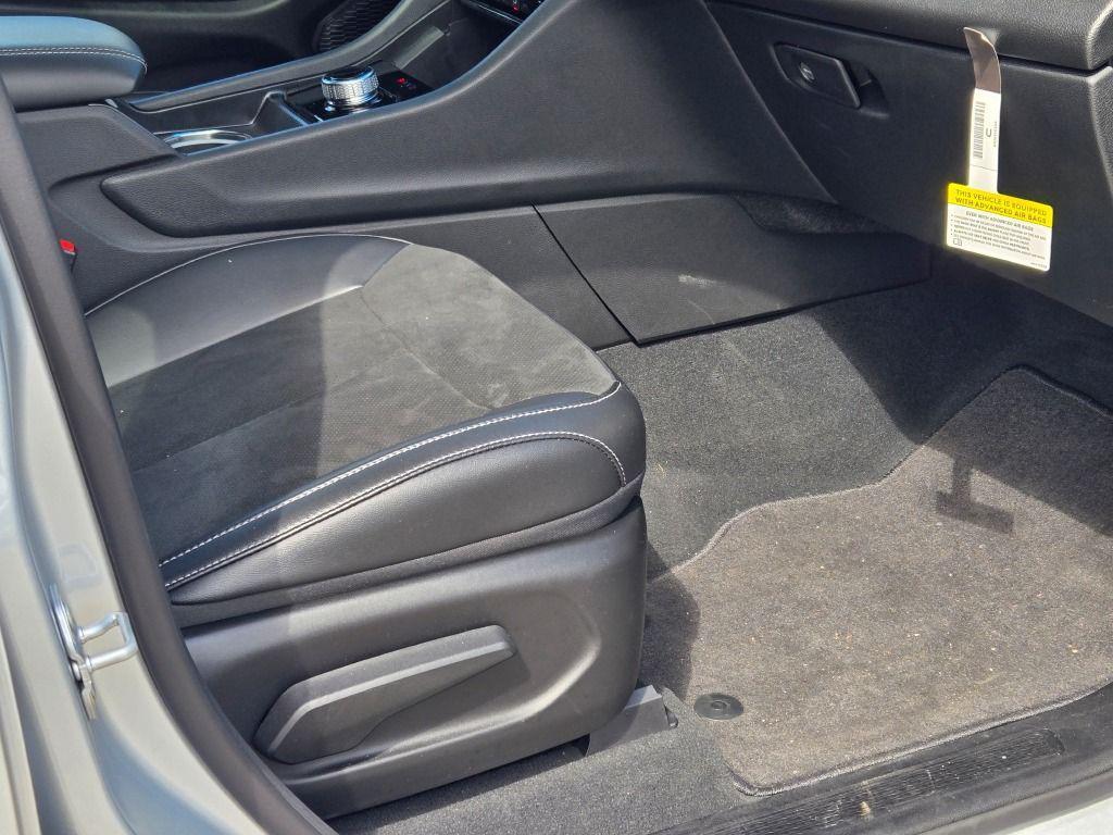 new 2025 Jeep Grand Cherokee L car, priced at $37,531