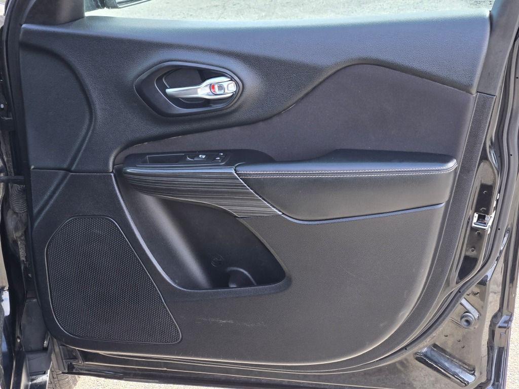 used 2017 Jeep Cherokee car, priced at $14,999