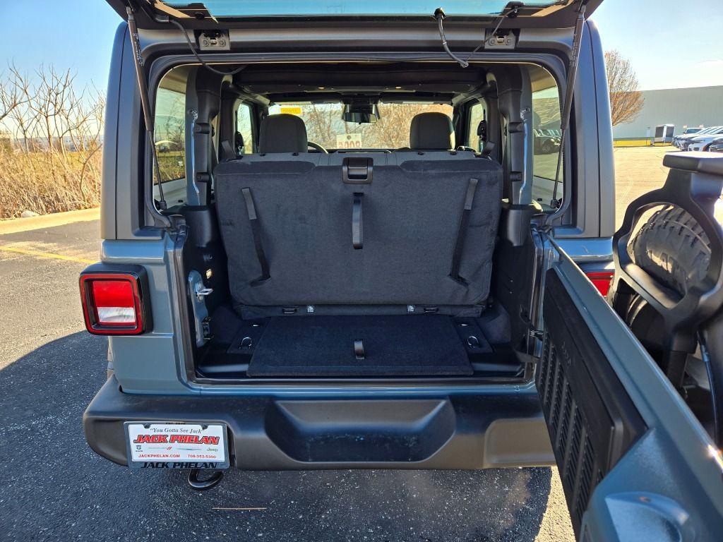 new 2026 Jeep Wrangler car, priced at $40,883