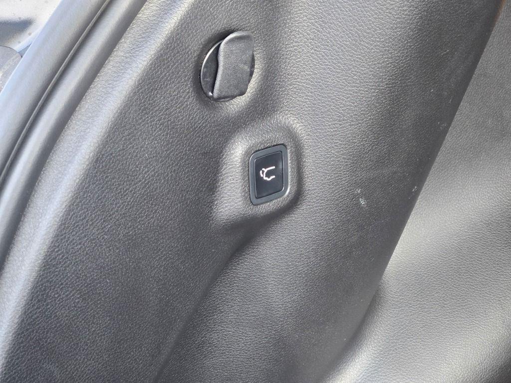 new 2026 Jeep Compass car, priced at $32,599