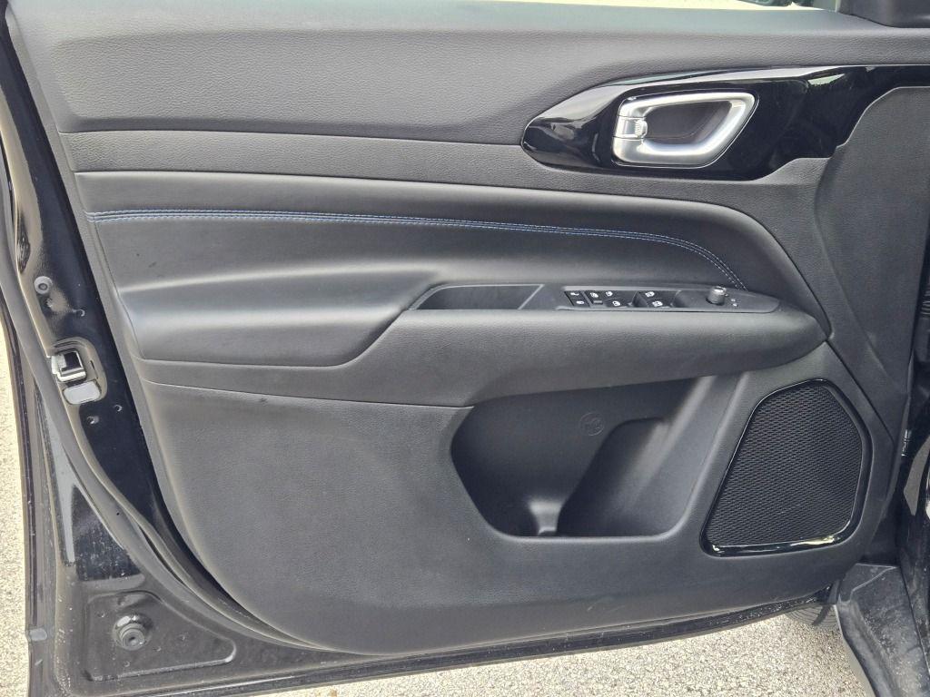 new 2026 Jeep Compass car, priced at $32,599