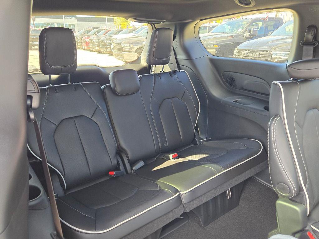 new 2026 Chrysler Pacifica car, priced at $46,563