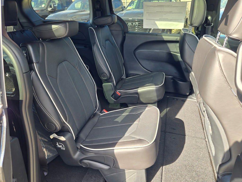 new 2026 Chrysler Pacifica car, priced at $44,604