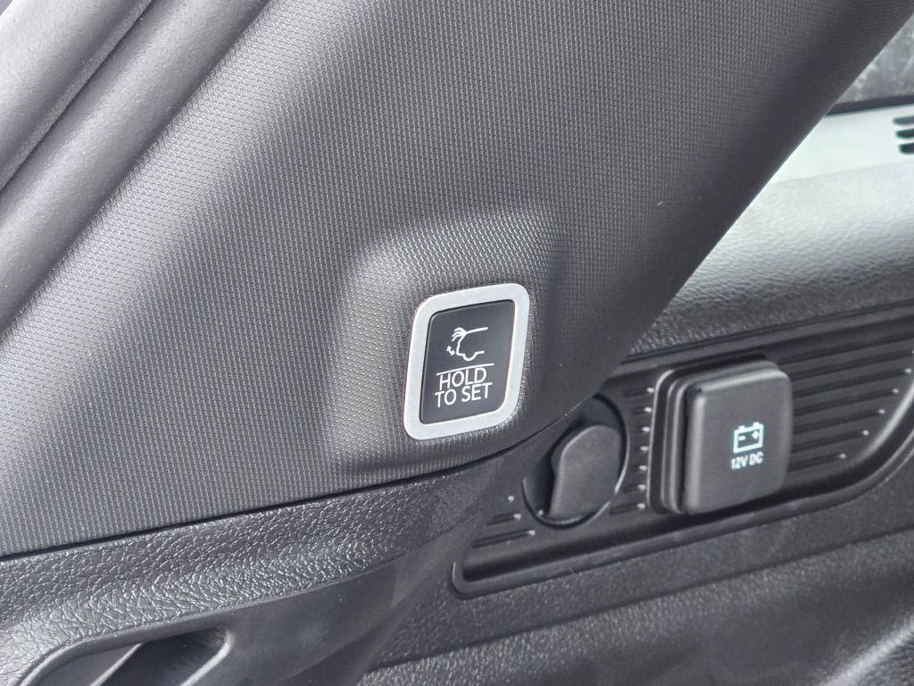 new 2026 Jeep Grand Cherokee car, priced at $54,438