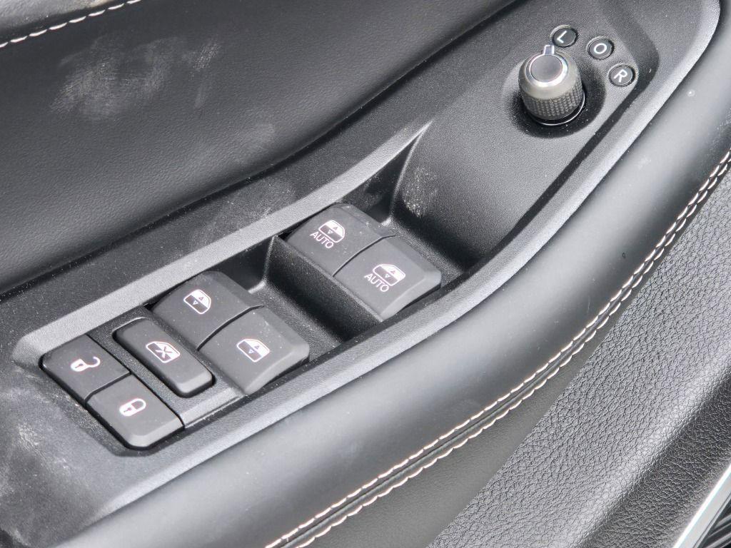 new 2026 Jeep Grand Cherokee car, priced at $54,438