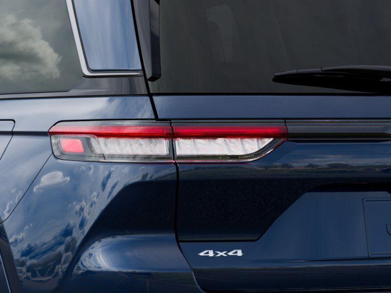 new 2026 Jeep Grand Cherokee car, priced at $45,808
