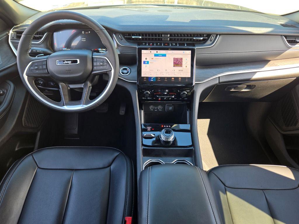 used 2024 Jeep Grand Cherokee car, priced at $31,999