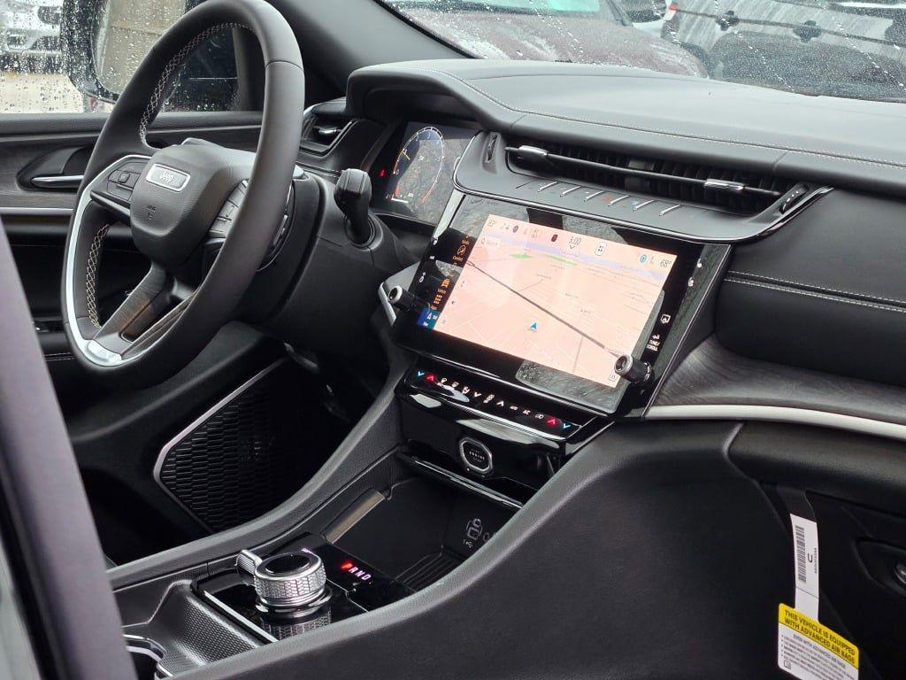 new 2026 Jeep Grand Cherokee car, priced at $52,036