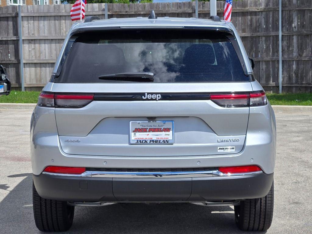 new 2025 Jeep Grand Cherokee car, priced at $45,224