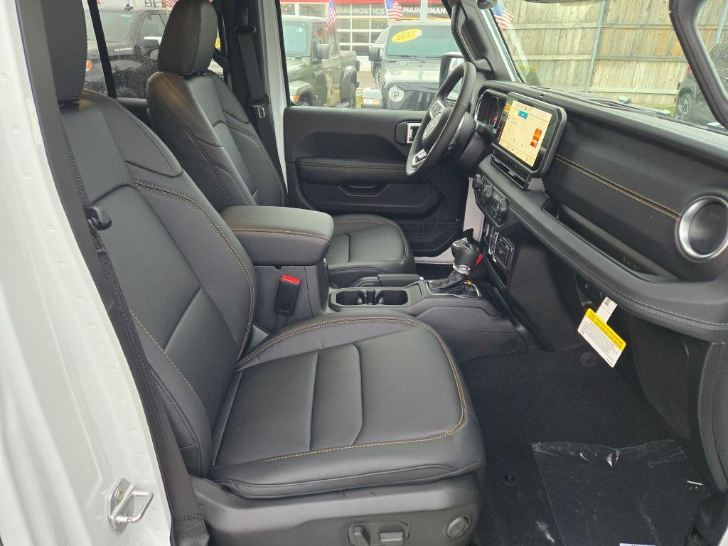 new 2026 Jeep Wrangler car, priced at $50,901