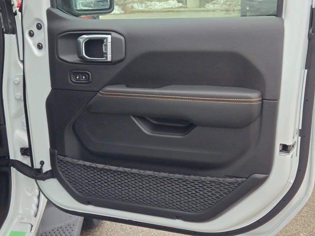 new 2026 Jeep Wrangler car, priced at $51,498