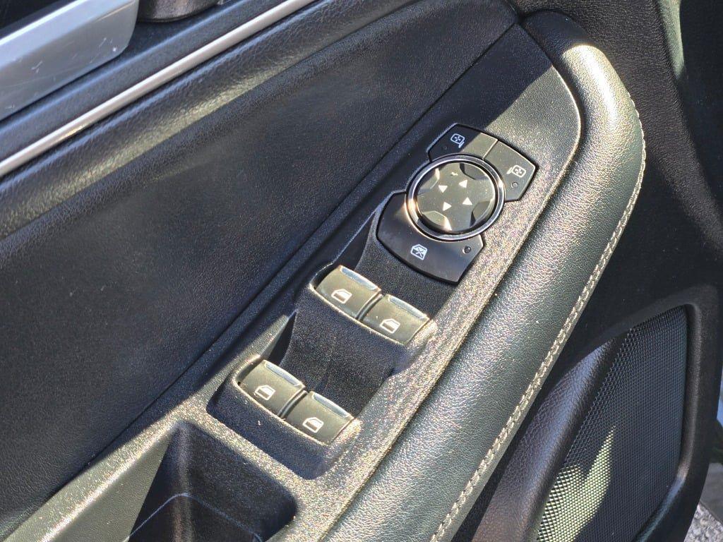 used 2022 Ford Edge car, priced at $23,688