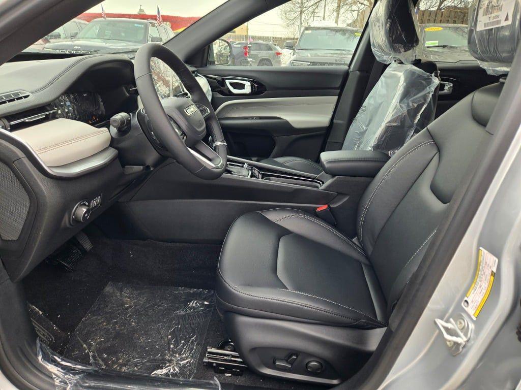 new 2026 Jeep Compass car, priced at $33,889