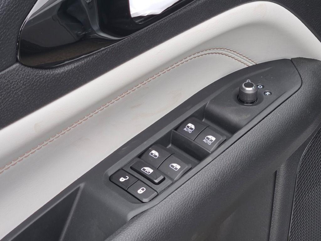 new 2026 Jeep Compass car, priced at $33,889