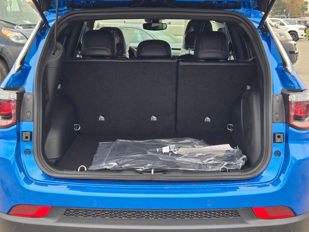 new 2026 Jeep Compass car, priced at $32,508