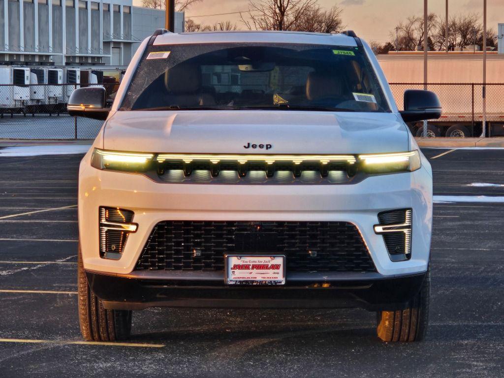 new 2026 Jeep Grand Wagoneer L car, priced at $77,895