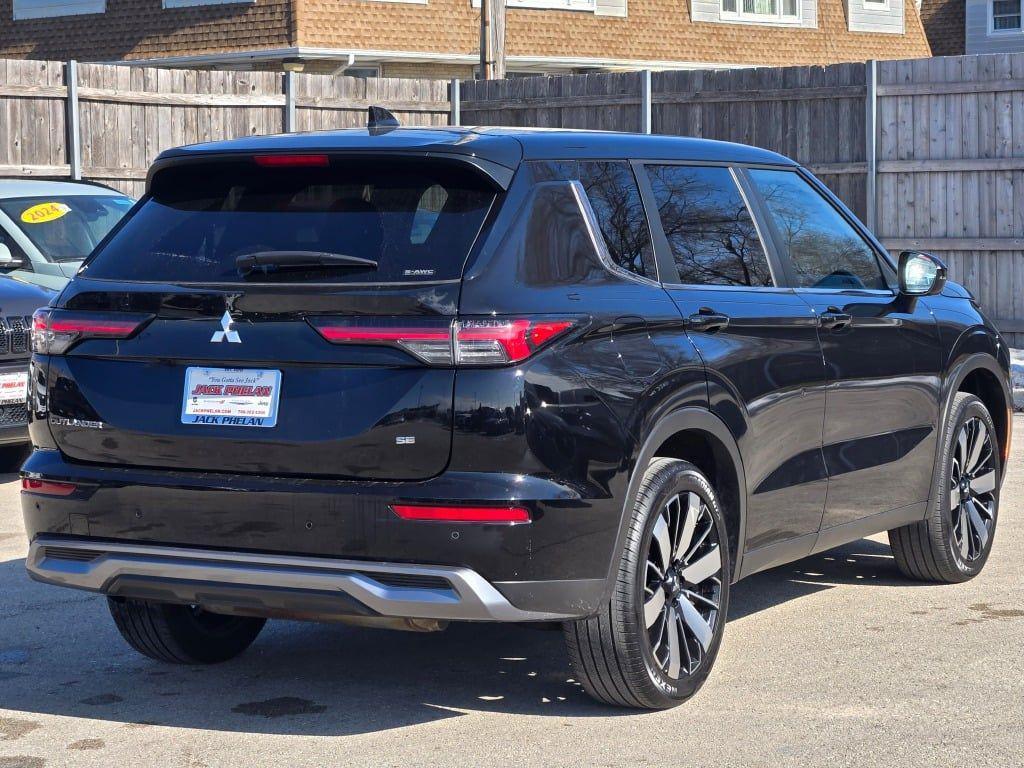 used 2025 Mitsubishi Outlander car, priced at $27,944