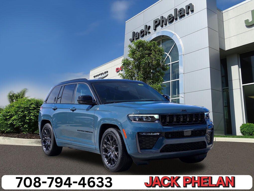 new 2026 Jeep Grand Cherokee car, priced at $59,571