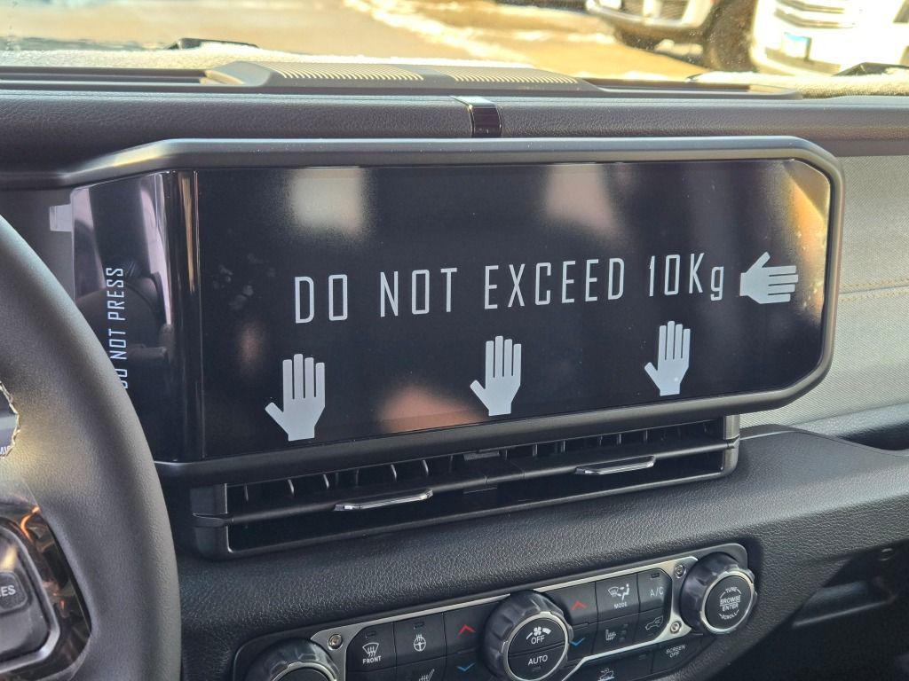 new 2026 Jeep Wrangler car, priced at $48,177