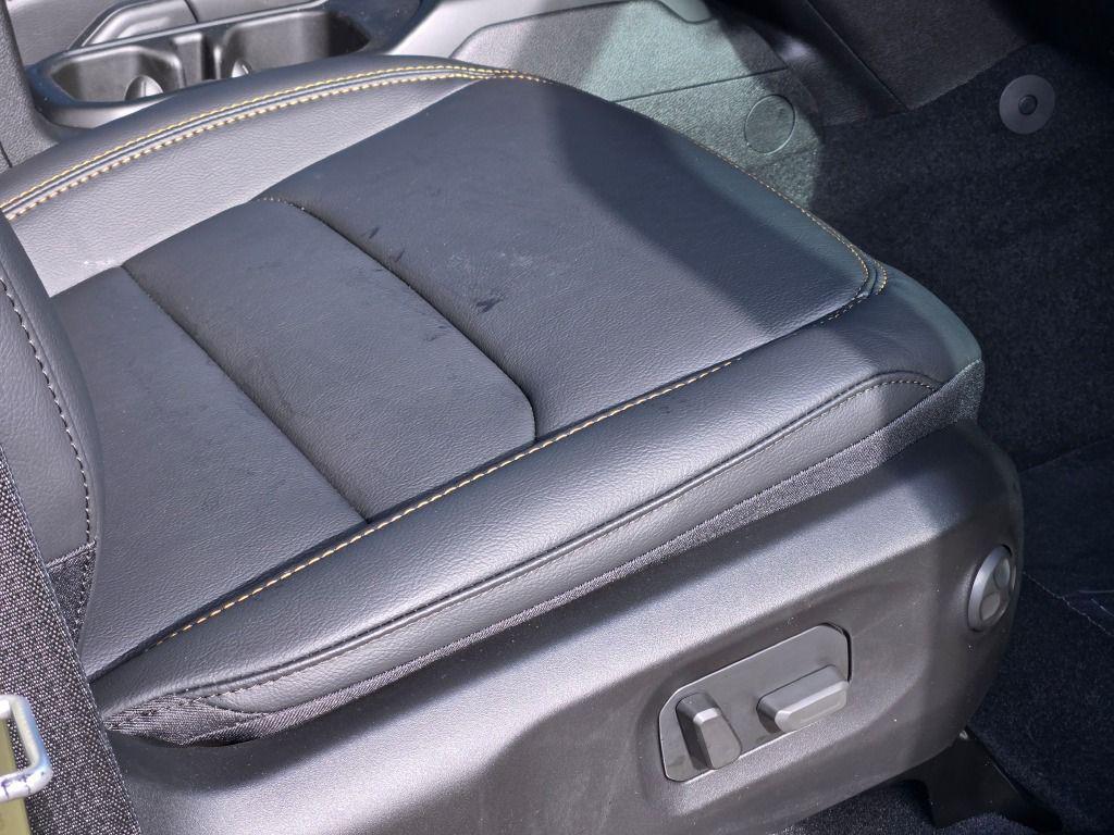 new 2026 Jeep Wrangler car, priced at $50,418