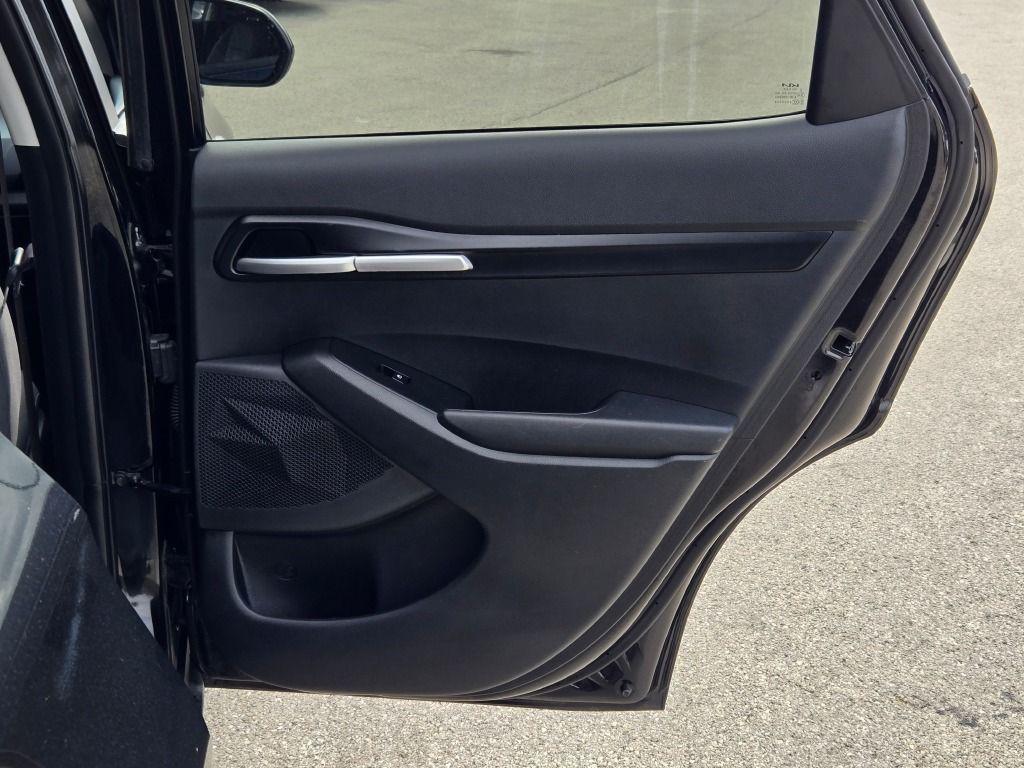 used 2024 Kia Seltos car, priced at $20,295