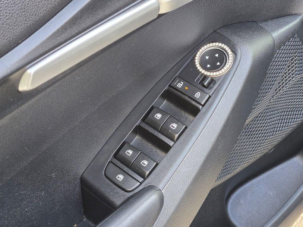 used 2024 Kia Seltos car, priced at $20,295