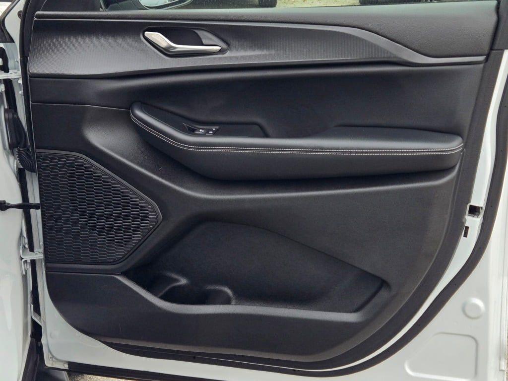 used 2024 Jeep Grand Cherokee car, priced at $32,488