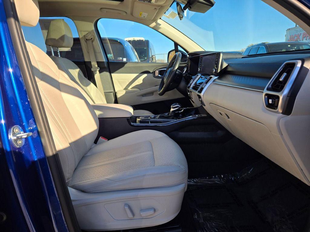 used 2022 Kia Sorento car, priced at $26,447