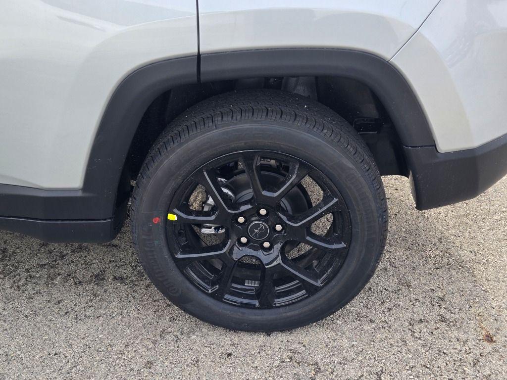 new 2026 Jeep Compass car, priced at $29,895