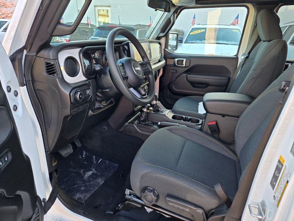new 2026 Jeep Wrangler car, priced at $41,003