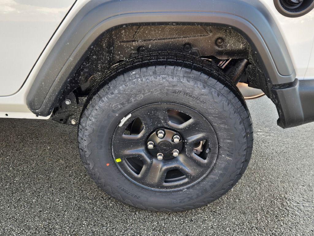 new 2026 Jeep Wrangler car, priced at $41,003