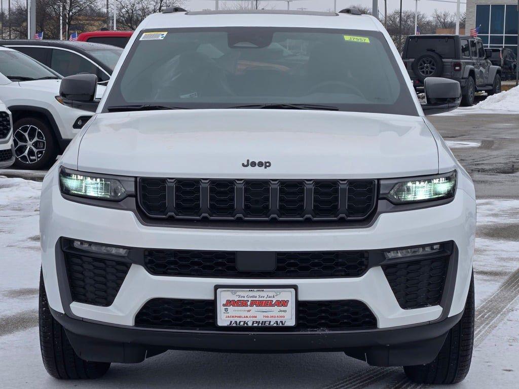 new 2026 Jeep Grand Cherokee car, priced at $46,232
