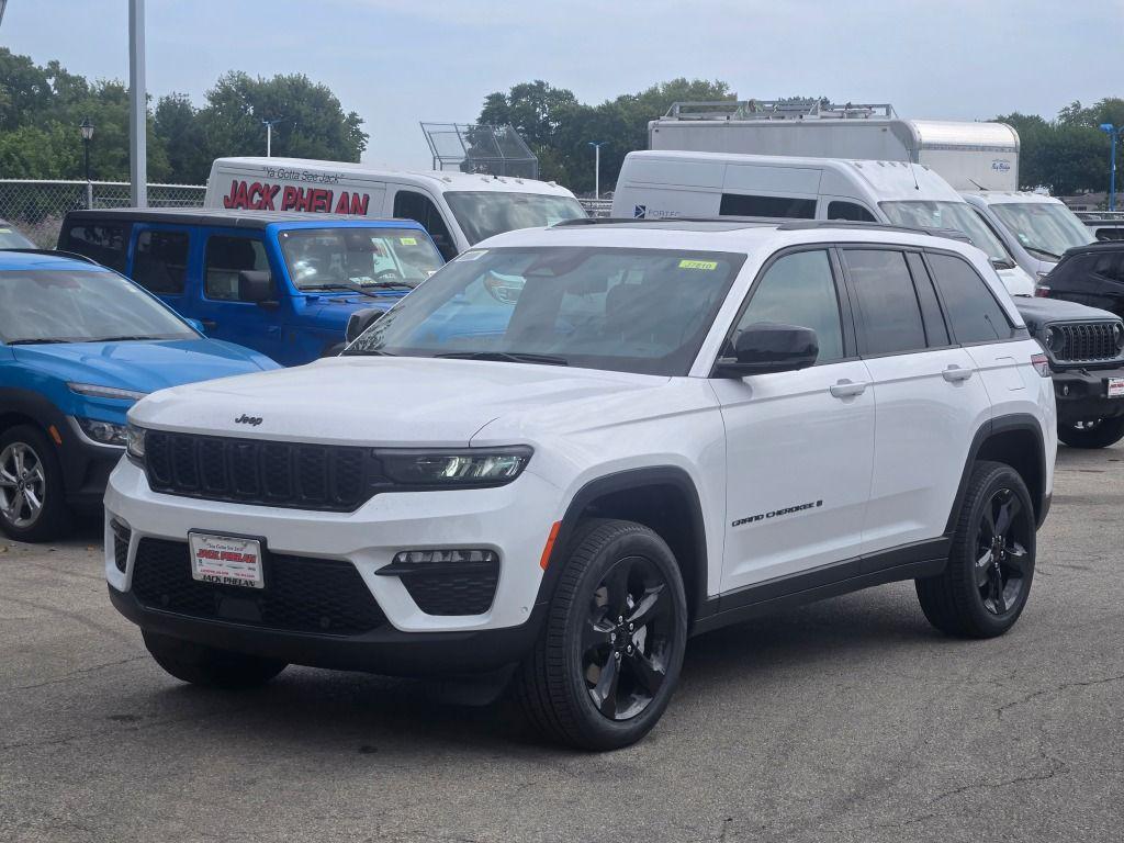 new 2025 Jeep Grand Cherokee car, priced at $45,938